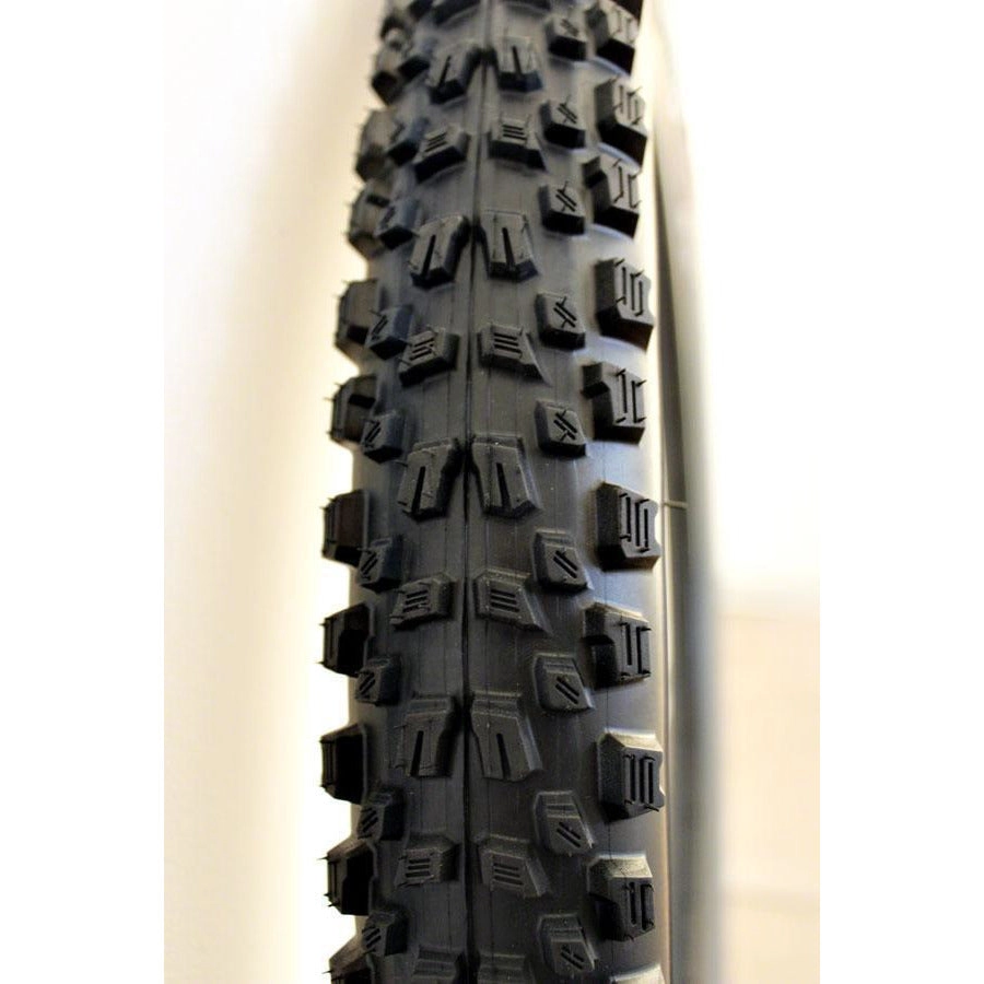 Agarro Trail Tire TLR/TNT 29x2.35 Anth/Blk
