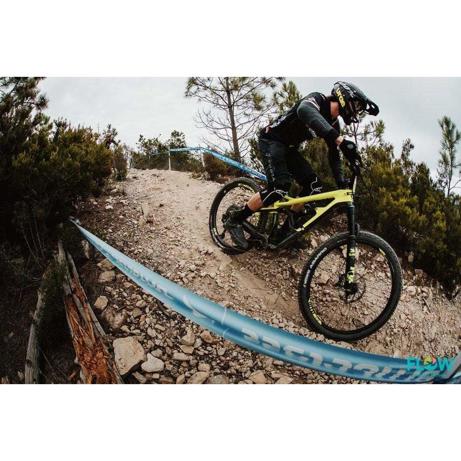 Agarro Trail Tire TLR/TNT 29x2.35 Anth/Blk