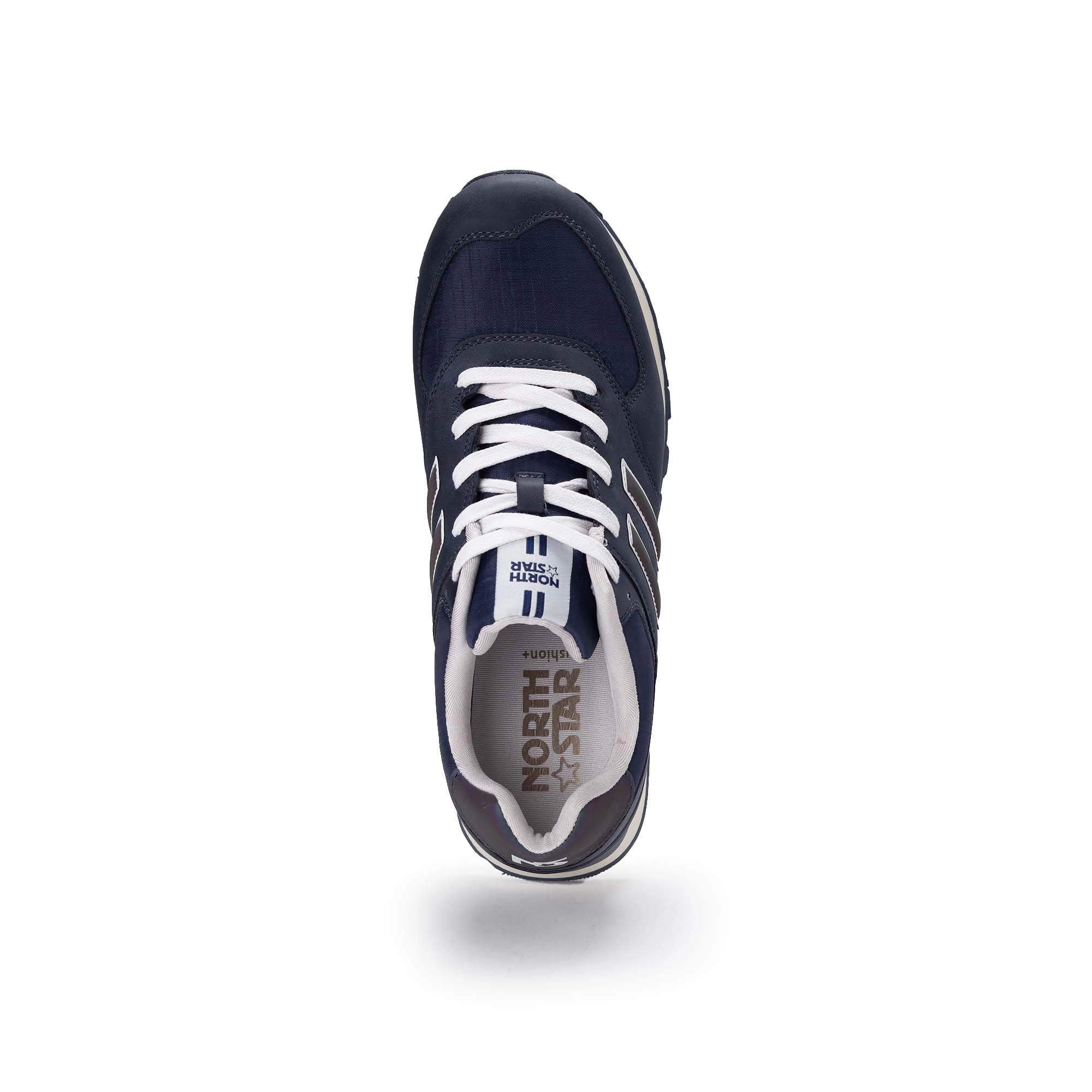 Northstar Men Sneakers 820X120